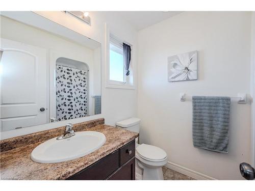 45 Severn Drive, Guelph, ON - Indoor Photo Showing Bathroom