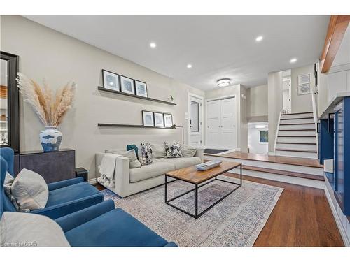 11 Mutual Street, Guelph, ON - Indoor Photo Showing Living Room