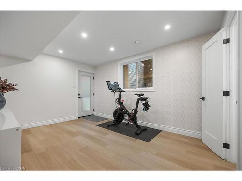 11 Mutual Street, Guelph, ON - Indoor Photo Showing Gym Room