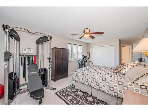 106-121 Waterloo Avenue, Guelph, ON - Indoor Photo Showing Bedroom