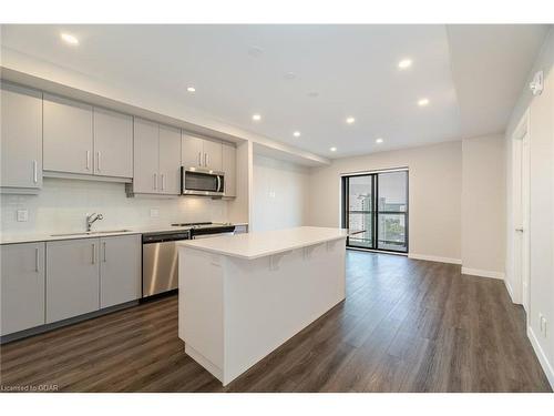 1411-15 Queen Street S, Hamilton, ON - Indoor Photo Showing Kitchen With Stainless Steel Kitchen With Double Sink With Upgraded Kitchen