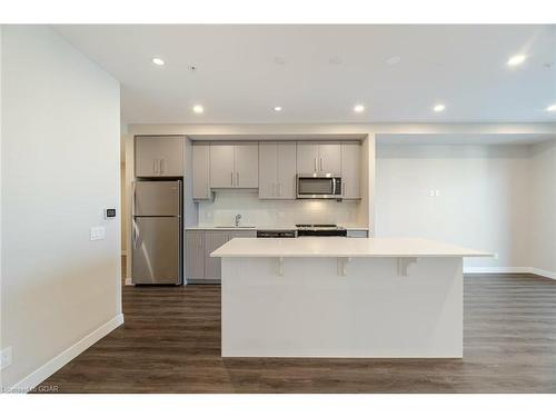 1411-15 Queen Street S, Hamilton, ON - Indoor Photo Showing Kitchen With Stainless Steel Kitchen With Upgraded Kitchen