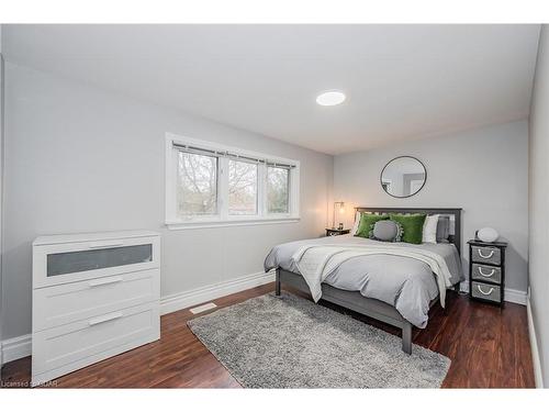 5485 Highway 6 N, Guelph, ON - Indoor Photo Showing Bedroom