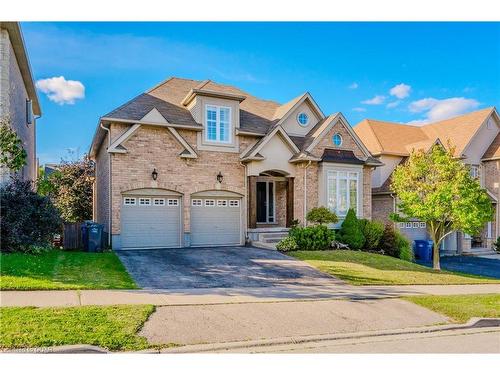 30 Geddes Crescent, Guelph, ON - Outdoor With Facade