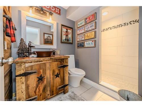 30 Geddes Crescent, Guelph, ON - Indoor Photo Showing Bathroom