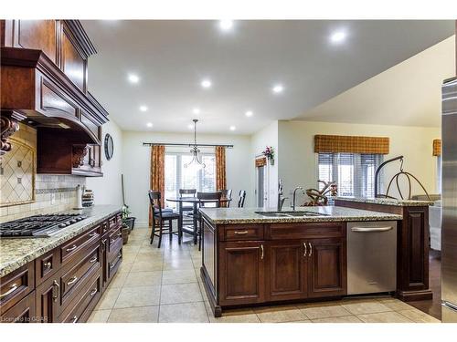 59 Dominion Drive, Guelph, ON - Indoor Photo Showing Kitchen With Upgraded Kitchen