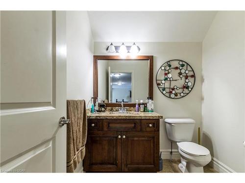 59 Dominion Drive, Guelph, ON - Indoor Photo Showing Bathroom