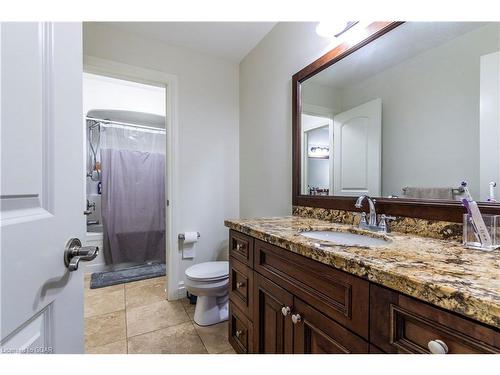 59 Dominion Drive, Guelph, ON - Indoor Photo Showing Bathroom