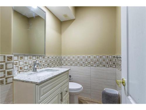 59 Dominion Drive, Guelph, ON - Indoor Photo Showing Bathroom