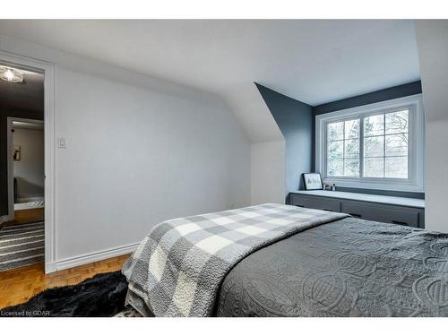 69 Rodney Boulevard, Guelph, ON - Indoor Photo Showing Bedroom