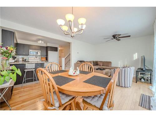 39-31 Schroder Crescent, Guelph, ON - Indoor Photo Showing Dining Room