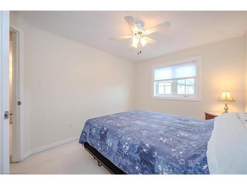 39-31 Schroder Crescent, Guelph, ON - Indoor Photo Showing Bedroom