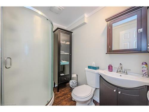 39-31 Schroder Crescent, Guelph, ON - Indoor Photo Showing Bathroom