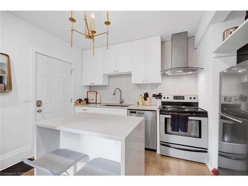 11 Mansion Street, Kitchener, ON - Indoor Photo Showing Kitchen With Stainless Steel Kitchen With Upgraded Kitchen