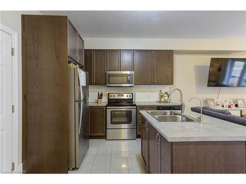 135 Samuel Drive, Arthur, ON - Indoor Photo Showing Kitchen With Double Sink