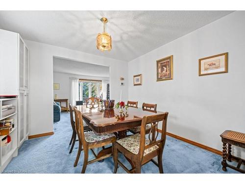 6 Hollyberry Place, Guelph, ON - Indoor Photo Showing Dining Room