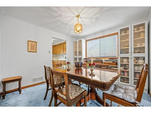 6 Hollyberry Place, Guelph, ON - Indoor Photo Showing Dining Room