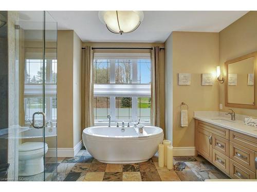 209 Hume Road, Puslinch, ON - Indoor Photo Showing Bathroom