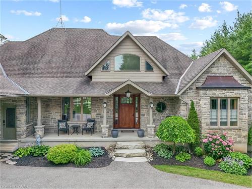 209 Hume Road, Puslinch, ON - Outdoor With Deck Patio Veranda With Facade