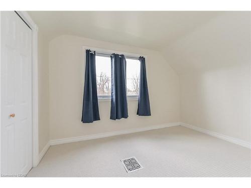 280 Waterloo Street, Mount Forest, ON - Indoor Photo Showing Other Room