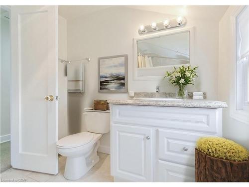 280 Waterloo Street, Mount Forest, ON - Indoor Photo Showing Bathroom