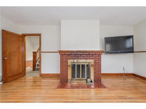 280 Waterloo Street, Mount Forest, ON - Indoor With Fireplace