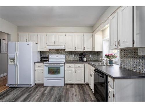 692 Speedvale Avenue E, Guelph/Eramosa, ON - Indoor Photo Showing Kitchen With Double Sink