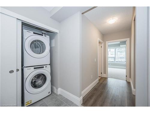 613-73 Arthur Street S, Guelph, ON - Indoor Photo Showing Laundry Room