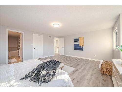 15 Norton Drive, Guelph, ON - Indoor Photo Showing Bedroom