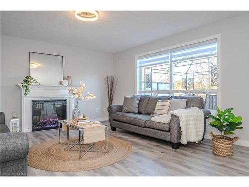 15 Norton Drive, Guelph, ON - Indoor Photo Showing Living Room With Fireplace