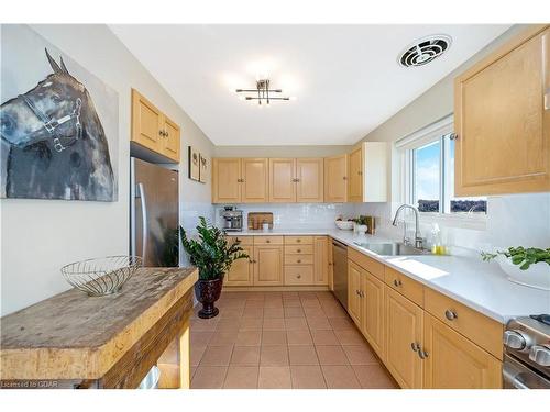 13416 Fourth Line Nassagaweya, Nassagaweya, ON - Indoor Photo Showing Kitchen