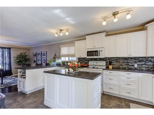 301 Domville Street, Arthur, ON - Indoor Photo Showing Kitchen