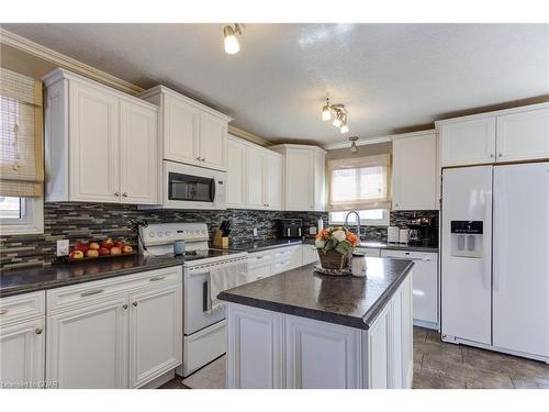 301 Domville Street, Arthur, ON - Indoor Photo Showing Kitchen With Double Sink