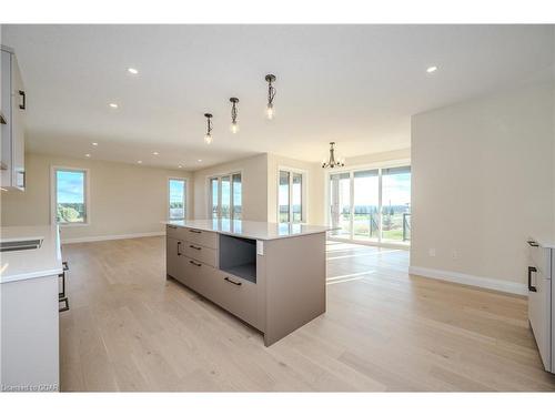 10 Broughton Street, Erin, ON - Indoor Photo Showing Kitchen