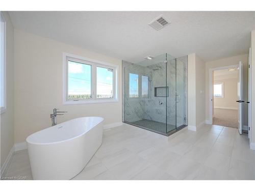 10 Broughton Street, Erin, ON - Indoor Photo Showing Bathroom