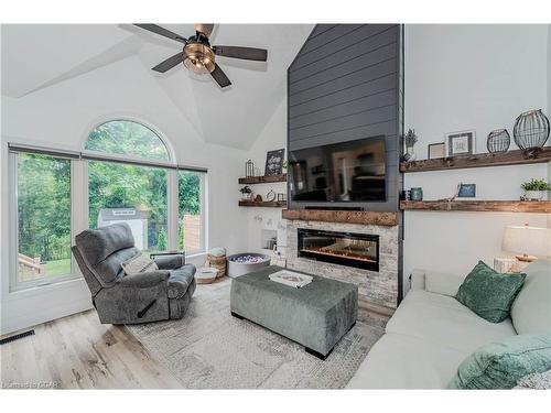 18 Gaw Crescent, Guelph, ON - Indoor Photo Showing Living Room With Fireplace