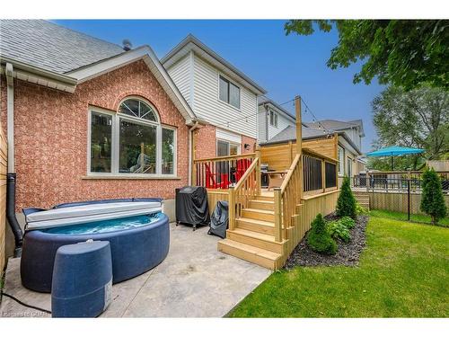 18 Gaw Crescent, Guelph, ON - Outdoor With Deck Patio Veranda With Exterior