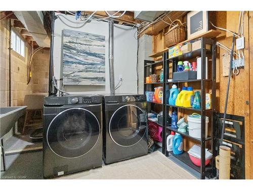 65 Cedar Street, Guelph, ON - Indoor Photo Showing Laundry Room