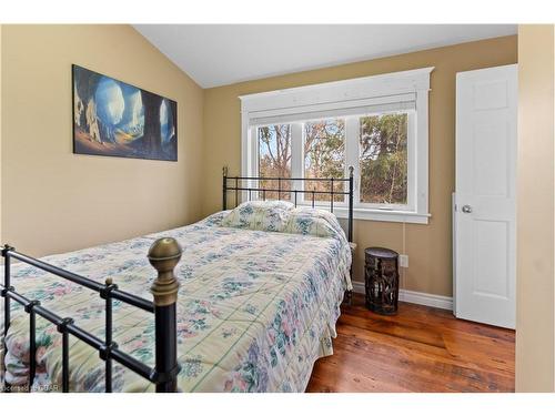 2651 Forks Of The Credit Road, Caledon, ON - Indoor Photo Showing Bedroom