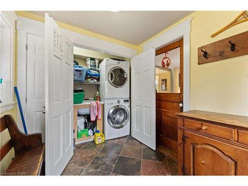 2651 Forks Of The Credit Road, Caledon, ON - Indoor Photo Showing Laundry Room