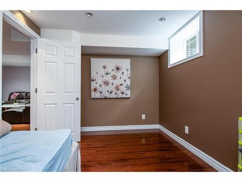 130 Clough Crescent, Guelph, ON - Indoor