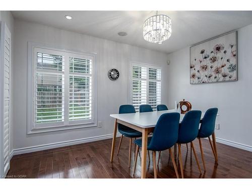 130 Clough Crescent, Guelph, ON - Indoor Photo Showing Dining Room