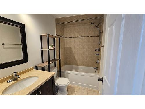 54 Hasler Crescent, Guelph, ON - Indoor Photo Showing Bathroom