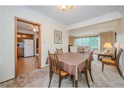 43 Brentwood Drive, Guelph, ON - Indoor Photo Showing Dining Room