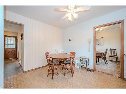 43 Brentwood Drive, Guelph, ON - Indoor Photo Showing Dining Room