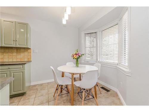 41 Watt Street, Guelph, ON - Indoor Photo Showing Dining Room