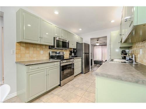 41 Watt Street, Guelph, ON - Indoor Photo Showing Kitchen With Stainless Steel Kitchen