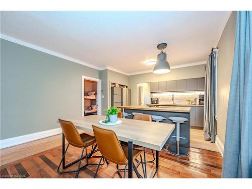 33 Audrey Avenue, Guelph, ON - Indoor Photo Showing Dining Room