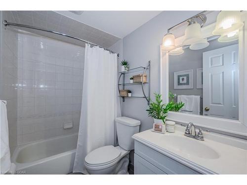 217 Elmira Road S, Guelph, ON - Indoor Photo Showing Bathroom