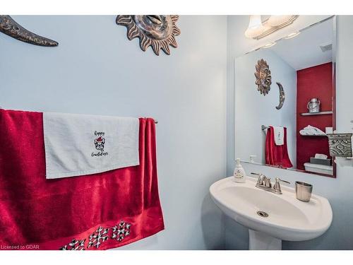 727 Zermatt Drive, Waterloo, ON - Indoor Photo Showing Bathroom